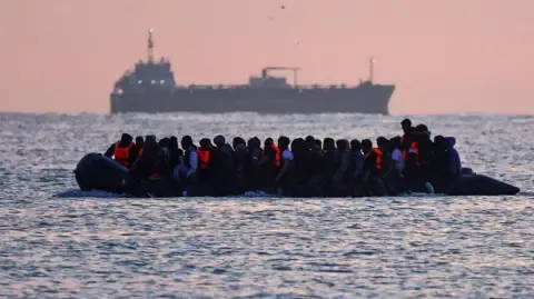 First Asylum Seeker Returned to France Under Fresh ‘One In, One Out’ Deal